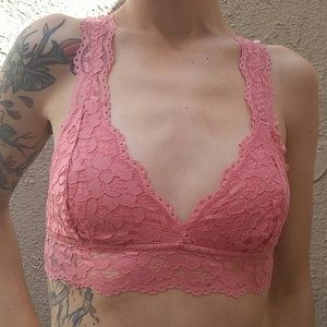 LAST CHANCE 🎉 Pink Lace Bralette